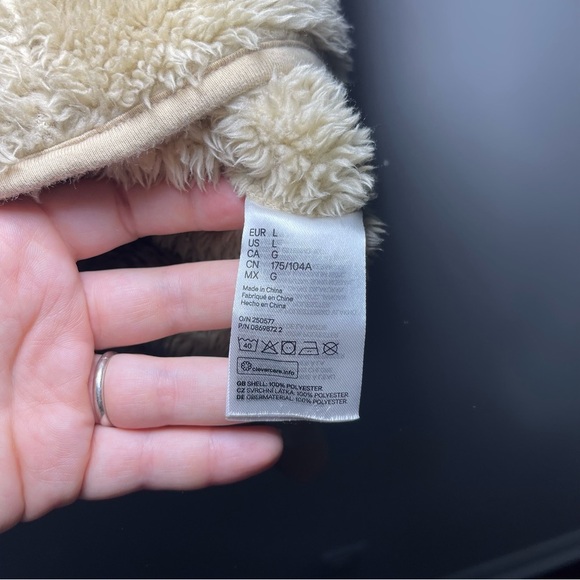 H&M Women’s Beige Teddy Fleece Pullover Hoodie Size L Cozy comfy Soft loungewear - Picture 5 of 9